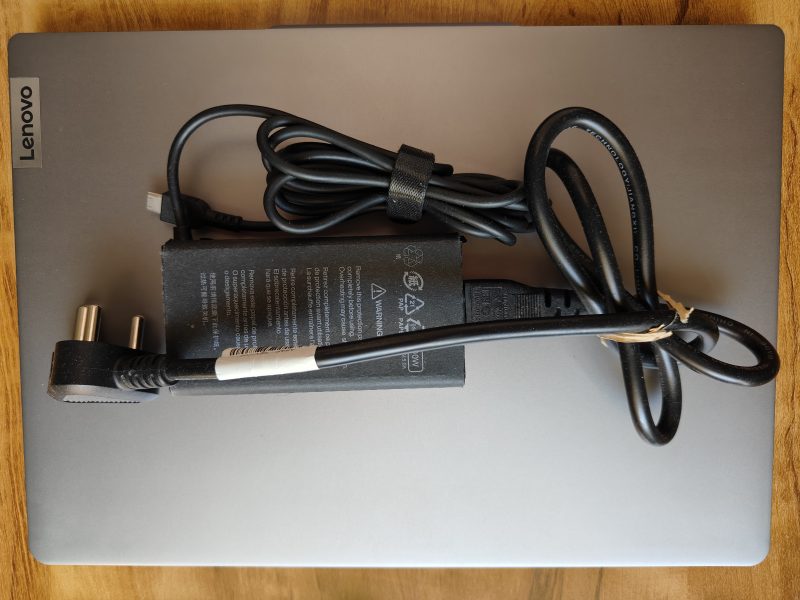 Lenovo Ideapad Pro 5 Intel Core Ultra 9 185H, 32GB RAM, 1TB SSD, OLED