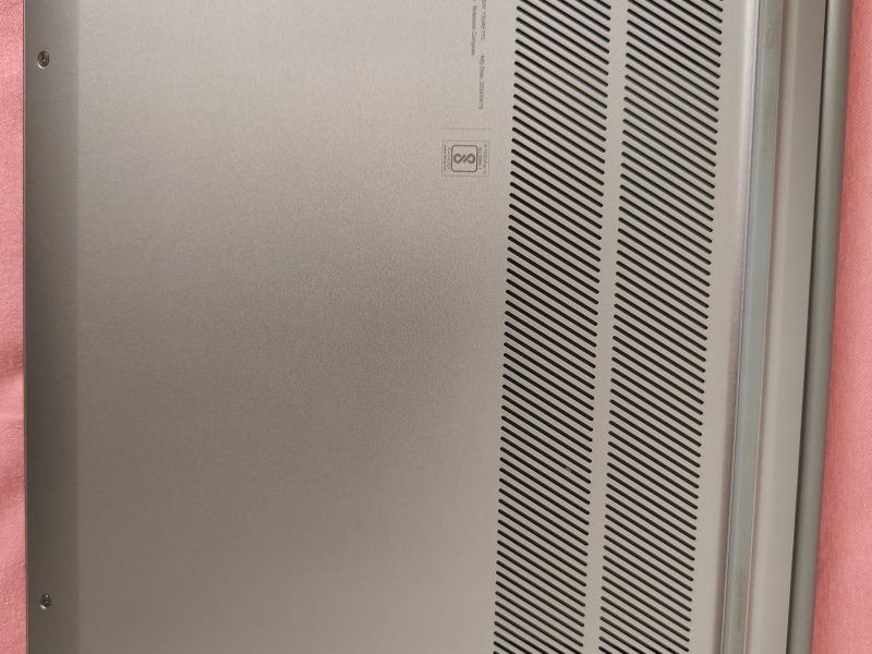 Lenovo Ideapad Pro 5 Intel Core Ultra 9 185H, 32GB RAM, 1TB SSD, OLED