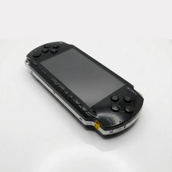 Sony PSP 3000 with Box, 64GB Card, 60+ Games, New Battery & Charger