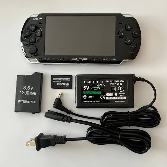 Sony PSP 3000 with Box, 64GB Card, 60+ Games, New Battery & Charger