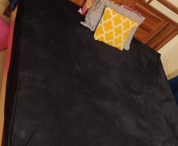 Queen size Mattress (75in*72in*5in)