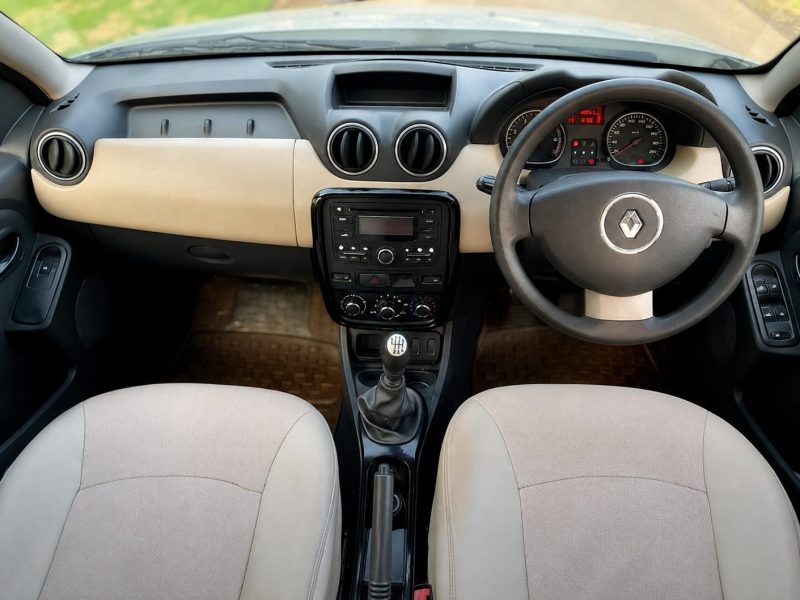 2013 RENAULT DUSTER